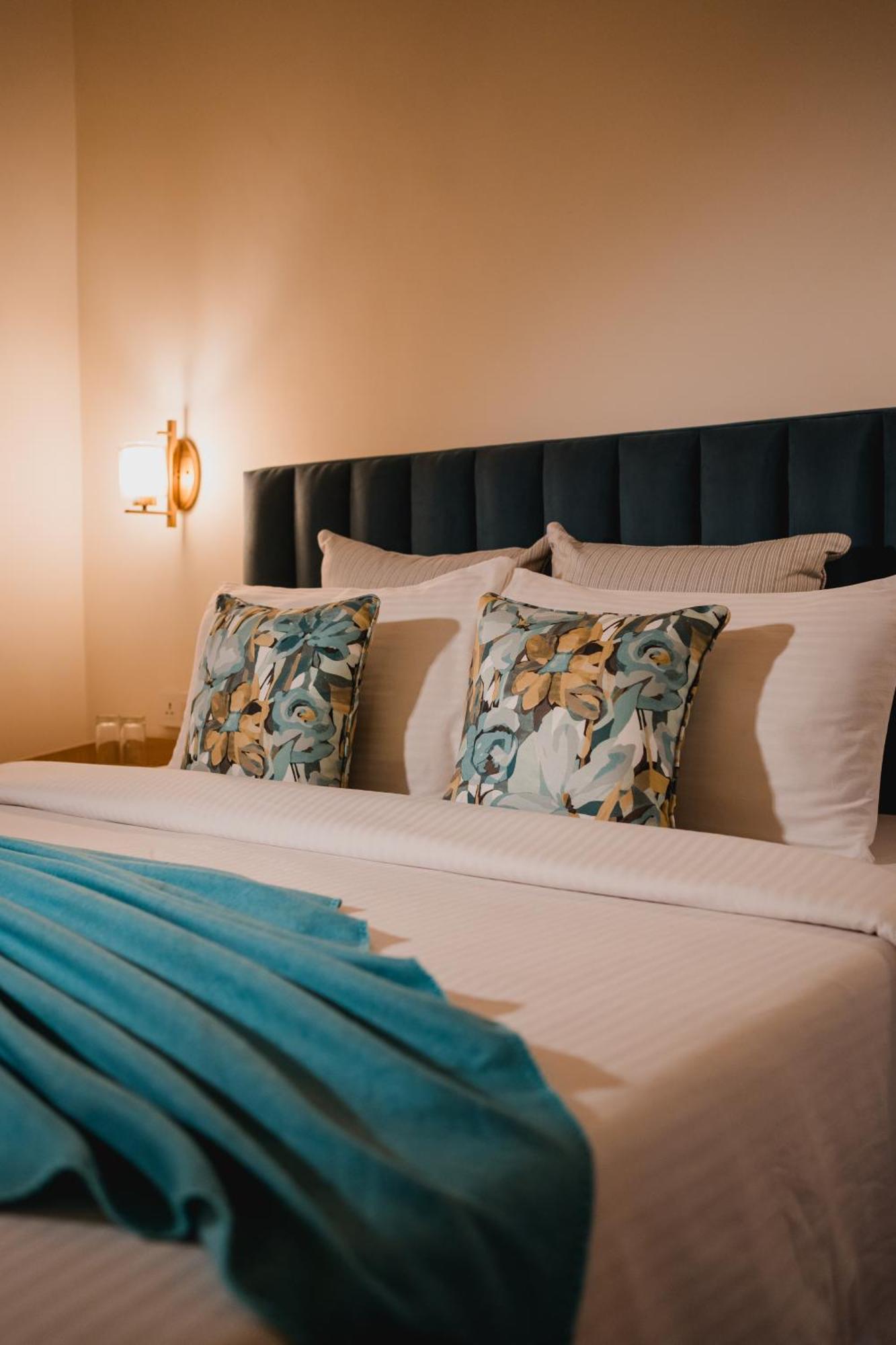 Silver Leaf Apartments Αμριτσάρ Εξωτερικό φωτογραφία