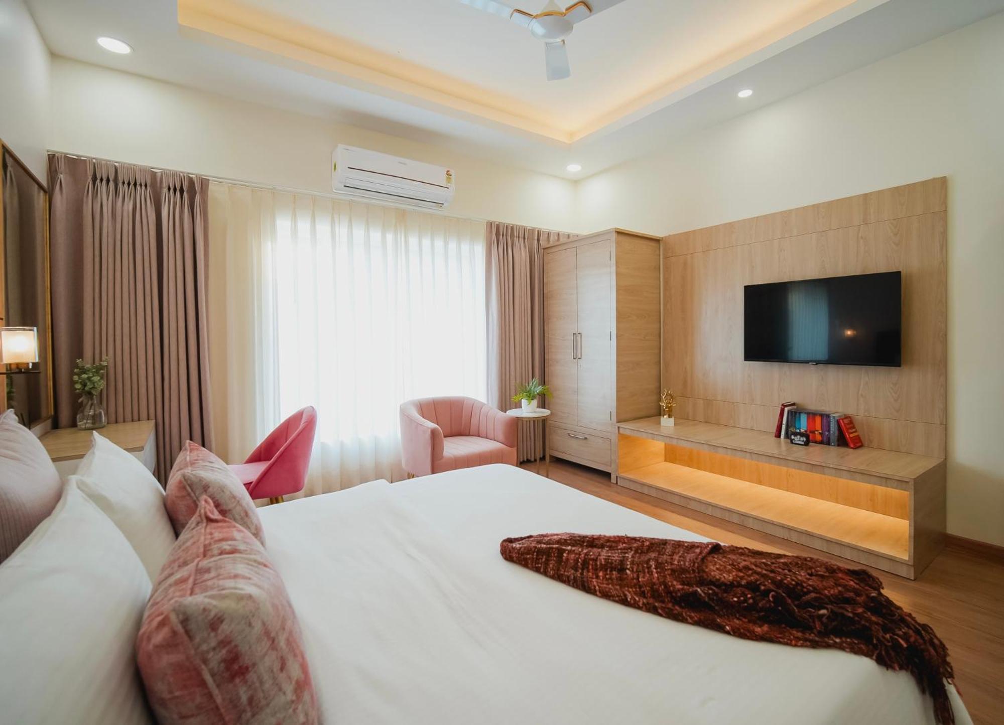 Silver Leaf Apartments Αμριτσάρ Εξωτερικό φωτογραφία